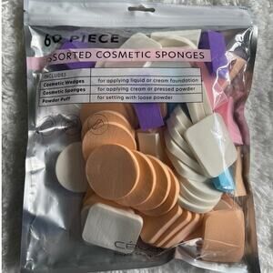 60 Piece Assorted Cosmetic Sponges Makeup Wedges Puffs Blenders Applicators NEW